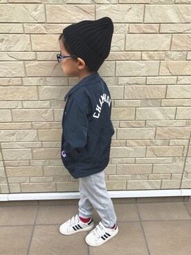 「Champion（チャンピオン）のアイテム（その他アウター）」を使った、3taさん（キッズ・100cm）の秋コーディネート