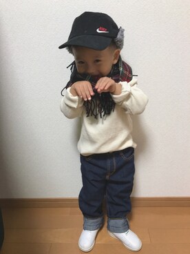 「アイテム（マフラー、ブラック系）」を使った、3taさん（キッズ・100cm）の秋コーディネート