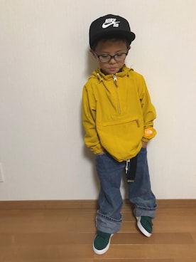 「アイテム（マウンテンパーカー、イエロー系）」を使った、3taさん（キッズ・100cm）の秋コーディネート