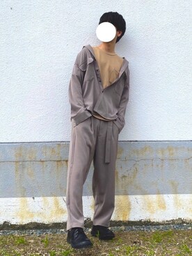 「LILL（リル）の【セットアップ】ポリトロツイルCPOビッグシルエットシャツジャケット＆ベルト付きワイドパンツ　SET-UP オーバーサイズ（シャツ/ブラウス、グレー系）」を使った、ピエロさん（メンズ・168cm）の秋コーディネート