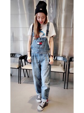 「tommy jeans（トミー ジーンズ）のアイテム（オールインワン・サロペット）」を使った、wenさん（レディース・166cm）の冬コーディネート