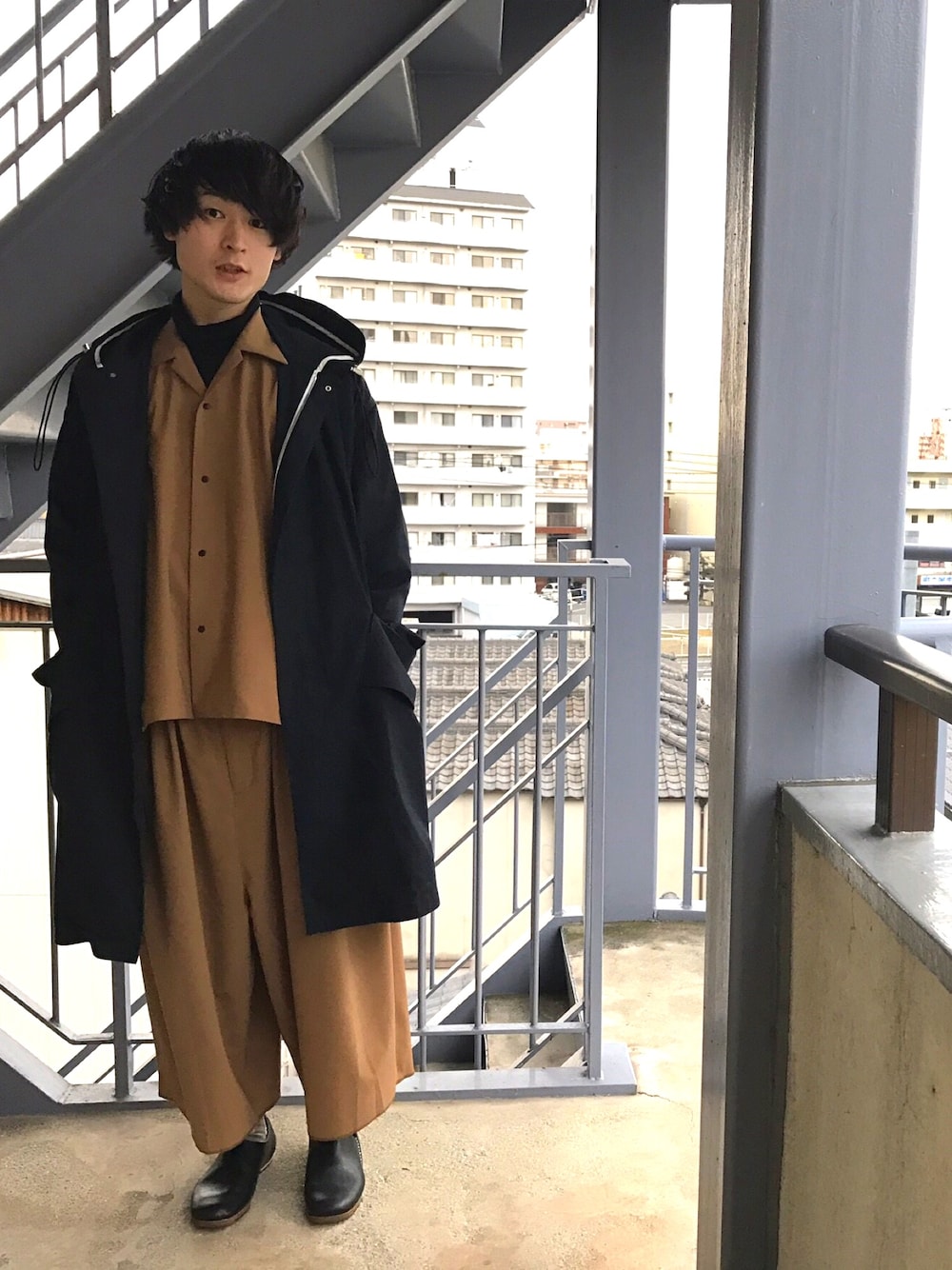 soumo 黒スラックス