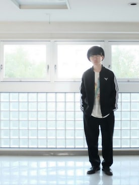 「アイテム（その他アウター）」を使った、takuya matsudaさん（メンズ・170cm）の春コーディネート