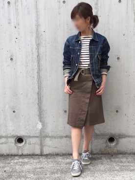 「Doシンプル部」｜「アイテム（デニムジャケット）」を使った、kumahiさん（レディース・156cm）の春コーディネート