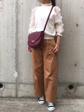 「シースルー」｜「アイテム（チノパンツ）」を使った、kumahiさん（レディース・156cm）の春コーディネート