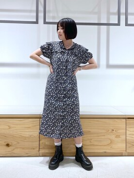 山口紗英さんの「FLORAL DRESS」を使ったコーディネート