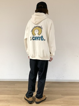 「SENSE OF PLACE by URBAN RESEAR」｜「アイテム（スウェット）」を使った、kajiさん（メンズ・179cm）の秋コーディネート
