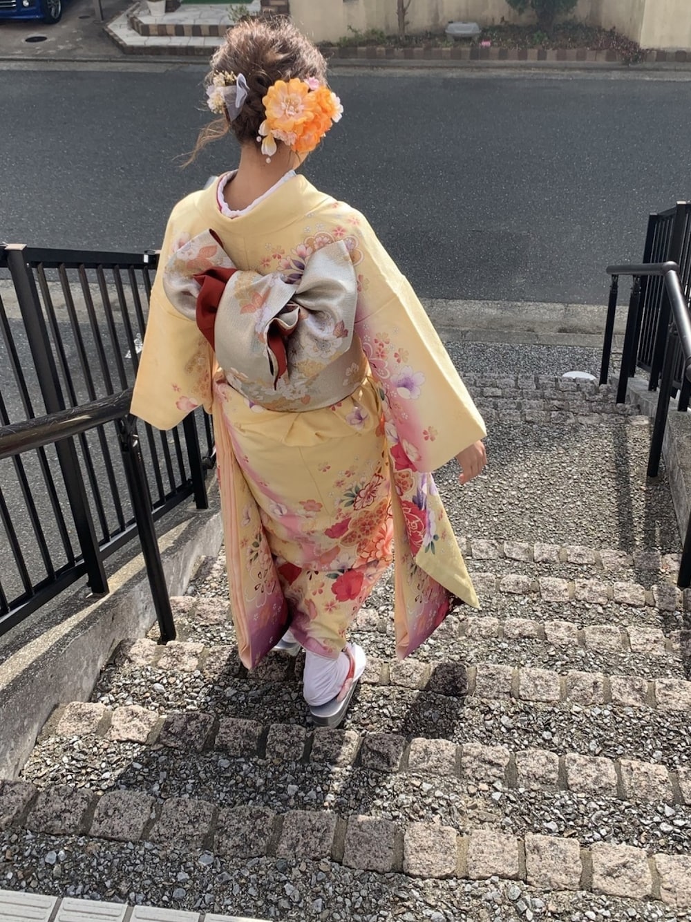 「ootd、今日のコーデ、振袖、成人式、京都きもの友禅、黄色、イエロー、シルバー」｜「京都きもの友禅のアイテム（着物、イエロー系）」を使った、けいこさん（レディース・156cm）の冬コーディネートの1枚目の写真
