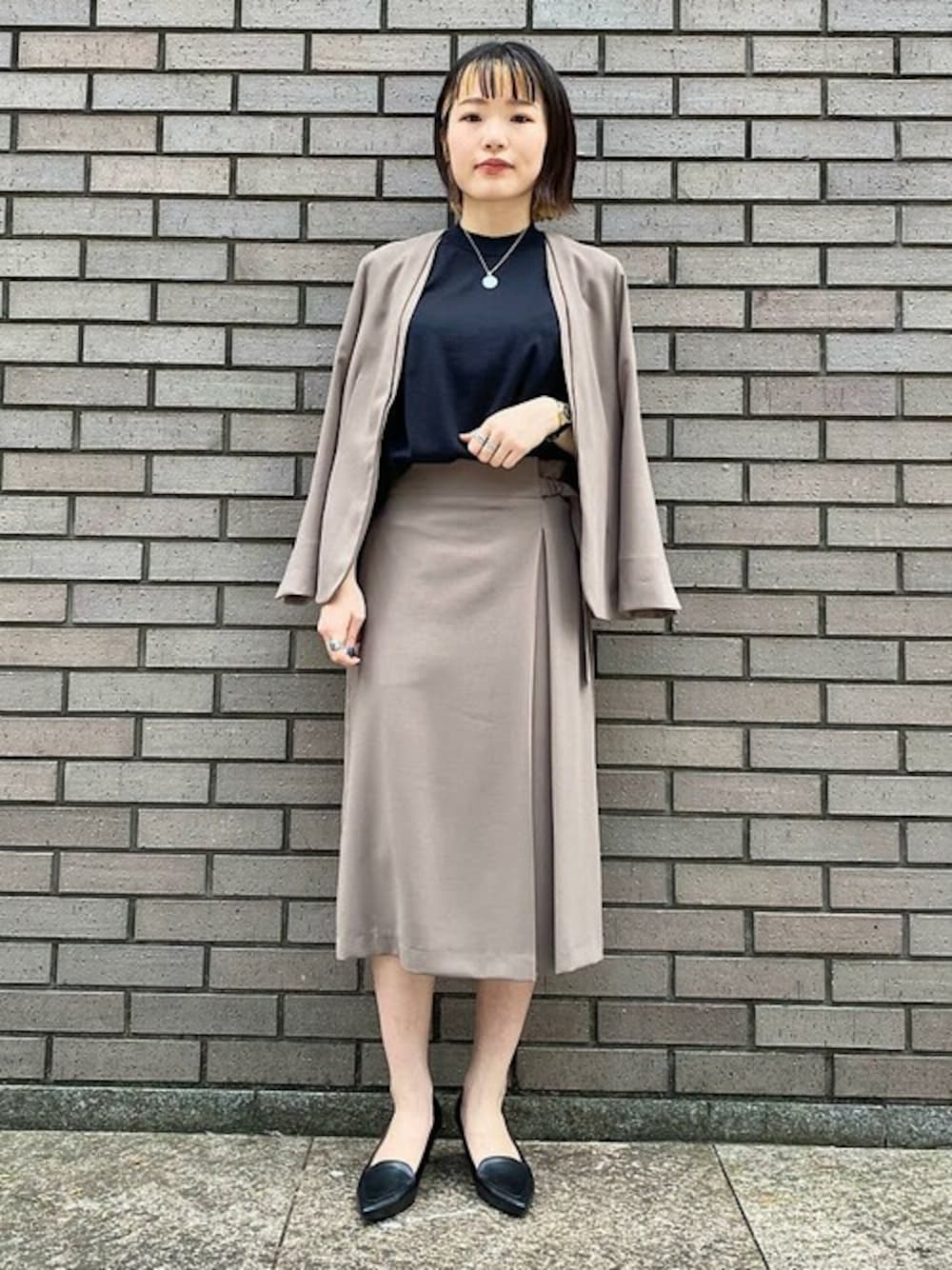 「SHIPS、SHIPS for women、PHILIPPE AUDIBERT」｜「SHIPSのウールライクベルテッドスカート◆（スカート、イエロー系）」を使った、西平さん（レディース・160cm）の秋コーディネートの1枚目の写真
