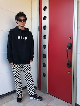 「HUF（ハフ）のアイテム」を使った、norisora さん（メンズ・175cm）の秋コーディネート