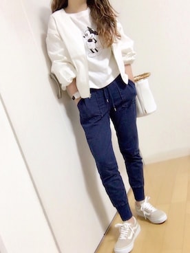 「ノーカラー」｜「アイテム（腕時計）」を使った、めるもさん（レディース・158cm）の春コーディネート