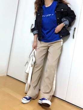 Tシャツ カットソーを使った ロイヤルブルー のレディース人気ファッションコーディネート ユーザー Wearista Wear
