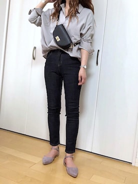 「スカラップ」｜「アイテム（アナログ腕時計）」を使った、めるもさん（レディース・158cm）の春コーディネート