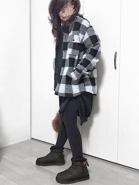 「BEARPAW（ベアパウ）のアイテム」を使った、めるもさん（レディース・158cm）の冬コーディネート