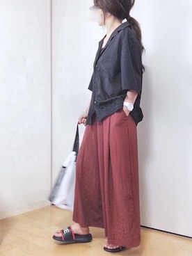 「Guess（ゲス）のアイテム（サンダル）」を使った、めるもさん（レディース・158cm）の夏コーディネート