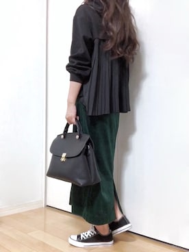 「LIPSTAR（リップスター）のバックシフォンプリーツパーカー（パーカー）」を使った、めるもさん（レディース・158cm）の秋コーディネート