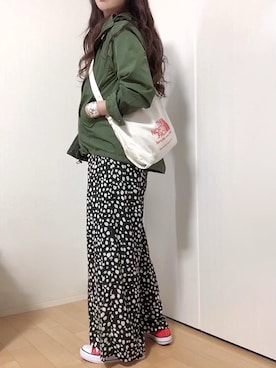 「プチプラミックス」｜「アイテム（マウンテンパーカー）」を使った、めるもさん（レディース・158cm）の秋コーディネート