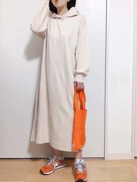 「MAYSON GREY（メイソングレイ）の【socolla】バックプリーツワンピース（ワンピース）」を使った、めるもさん（レディース・158cm）の春コーディネート