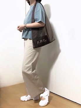 「A.P.C.（アーペーセー）のアイテム（財布/小物）」を使った、めるもさん（レディース・158cm）の春コーディネート