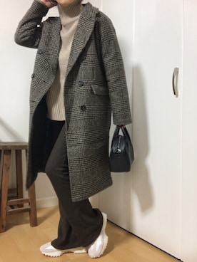「ホワイトスニーカー」｜「アイテム（その他アウター）」を使った、めるもさん（レディース・158cm）の冬コーディネート