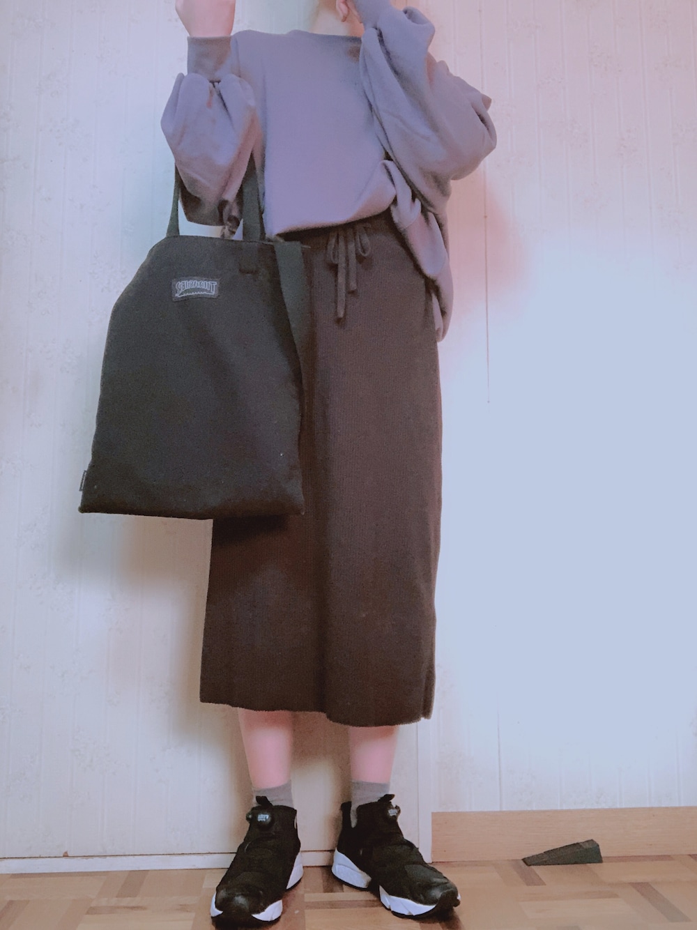 「リーボックラブ、平成最後のWEARISTAセンバツ、春コーデ、おしゃれさんと繋がりたい、楽チンコーデ、ラフ」｜「w closetのベアテレコレースアップスカート（スカート、ブラック系）」を使った、®️さん（レディース・157cm）の春コーディネートの1枚目の写真