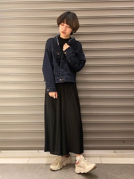 「earth music&ecology（アースミュージックアンドエコロジー）のアイテム」を使った、のっちさん（レディース・161cm）の冬コーディネート