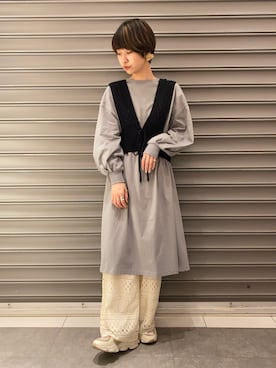 「earth music&ecology（アースミュージックアンドエコロジー）のアイテム（ワンピース）」を使った、のっちさん（レディース・161cm）の春コーディネート