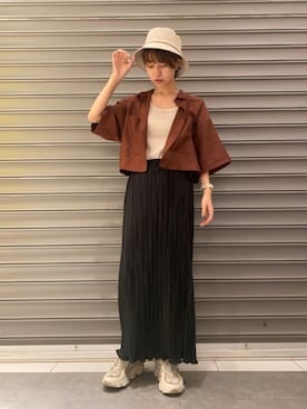 「earth music&ecology（アースミュージックアンドエコロジー）のアイテム」を使った、のっちさん（レディース・162cm）の秋コーディネート