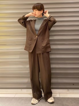 「アイテム（ノーカラージャケット）」を使った、のっちさん（レディース・162cm）の秋コーディネート