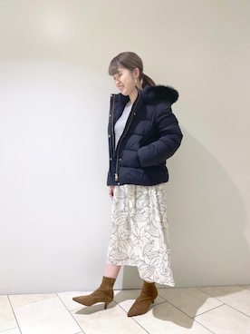 「大人カジュアルコーデ」｜「アイテム（ダウンジャケット/コート）」を使った、Mihoさん（レディース・161cm）の冬コーディネート