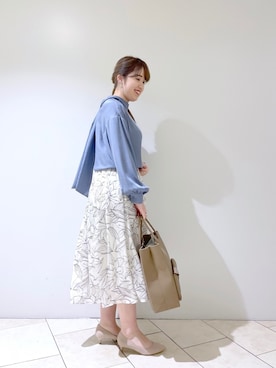 「お仕事スタイル」｜「アイテム（アクセサリー）」を使った、Mihoさん（レディース・161cm）の冬コーディネート