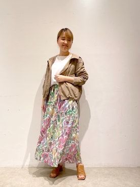 「RIVEDROITE」｜「アイテム（マウンテンパーカー）」を使った、Mihoさん（レディース・161cm）の春コーディネート