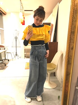 「mystic（ミスティック）の【再再入荷】断ち切りハイウエストデニム（デニムパンツ、ブルー系）」を使った、sho-ko さん（レディース・161cm）の春コーディネート