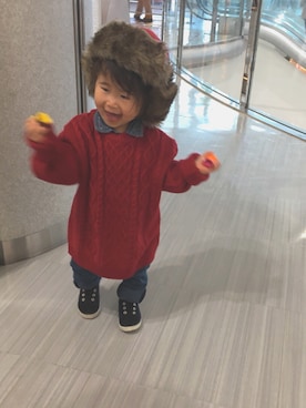 「GIORDANO（ジョルダーノ）のアイテム（ニット/セーター）」を使った、SOU♡HINAさん（キッズ・80cm）の冬コーディネート