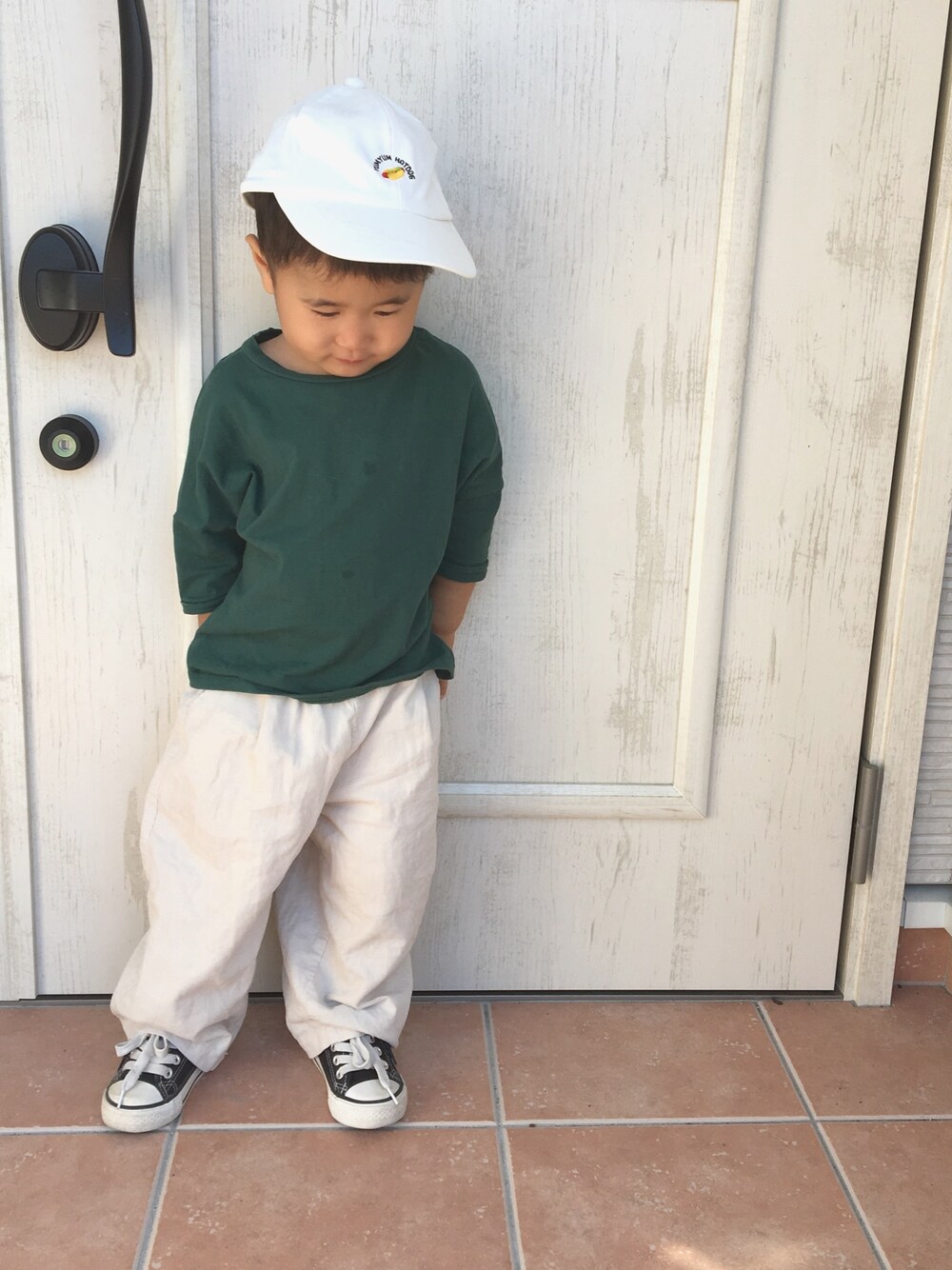 その他のラッピングキットを着用したキッズの秋コーディネートの1枚目の写真