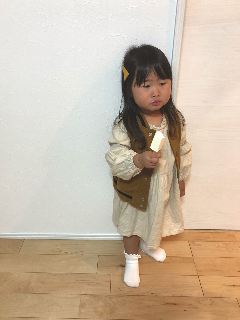 「ワンピース、ベスト」｜「★のアイテム（ラッピングキット、その他）」を使った、SOU♡HINAさん（キッズ・90cm）の秋コーディネートの1枚目の写真