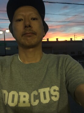 「DORCUS（ドウカス）のアイテム（帽子）」を使った、TATSUYA"VENIX"NOGAMIさん（メンズ・166cm）の夏コーディネート