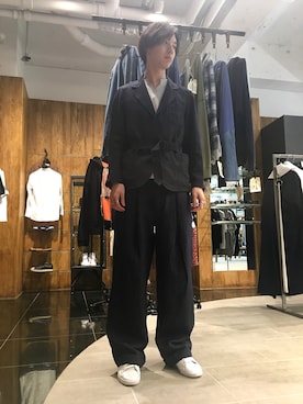 「TONSURE（トンシュアー）のアイテム」を使った、Junya  Awajiさん（メンズ・184cm）の春コーディネート