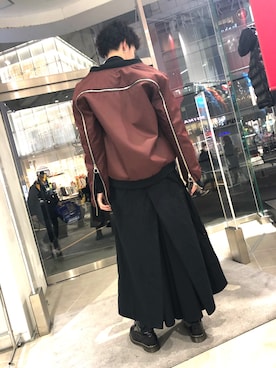 「DANKE SCHON（ダンケシェーン）のアイテム（MA-1）」を使った、Junya  Awajiさん（メンズ・184cm）の冬コーディネート