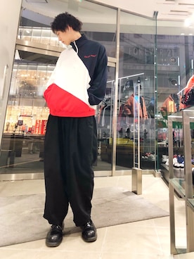 「DANKE SCHON（ダンケシェーン）のアイテム（スウェット）」を使った、Junya  Awajiさん（メンズ・184cm）の冬コーディネート