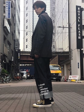 「ART COMES FIRST（アートカムズファースト）のアイテム」を使った、Junya  Awajiさん（メンズ・184cm）の冬コーディネート