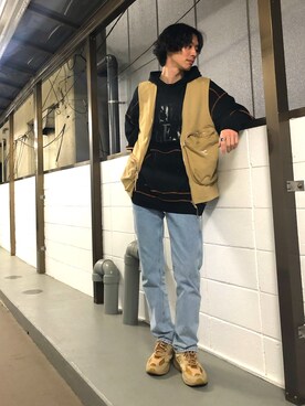 「DANKE SCHON（ダンケシェーン）のアイテム（パーカー）」を使った、Junya  Awajiさん（メンズ・184cm）の春コーディネート