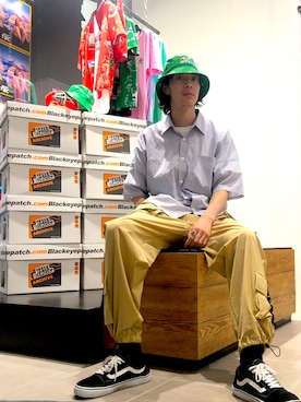 「BlackEyePatch（ブラックアイパッチ）のアイテム（帽子）」を使った、Junya  Awajiさん（メンズ・183cm）の夏コーディネート