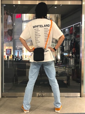 「DANKE SCHON（ダンケシェーン）のアイテム（バッグ）」を使った、Junya  Awajiさん（メンズ・184cm）の夏コーディネート