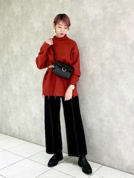 「PAGEBOY（ページボーイ）のハクミニショルダーBAG（ショルダーバッグ）」を使った、TAMUさん（レディース・172cm）の秋コーディネート