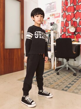 「H&M（エイチ・アンド・エム）のアイテム（その他パンツ）」を使った、RIOMAさん（キッズ・110cm）の秋コーディネート