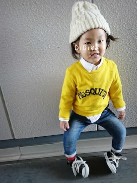 「Mini Rodini（ミニロディーニ）のアイテム（スウェット）」を使った、RiRiKaさん（キッズ・90cm）の冬コーディネート