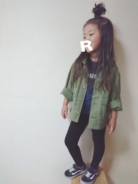 「about a LUCA（アバウト　ア　ルカ）のアイテム」を使った、RiRiKaさん（キッズ・110cm）の秋コーディネート