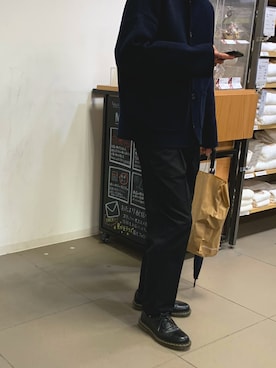 「ドクターマーチン」｜「アイテム（ノーカラージャケット）」を使った、きゃむさん（メンズ・172cm）の冬コーディネート