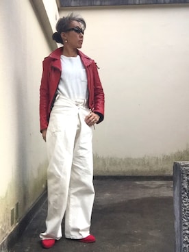 「リメイクデニム」｜「アイテム（パンプス）」を使った、Jules Takagishiさん（レディース・164cm）の冬コーディネート
